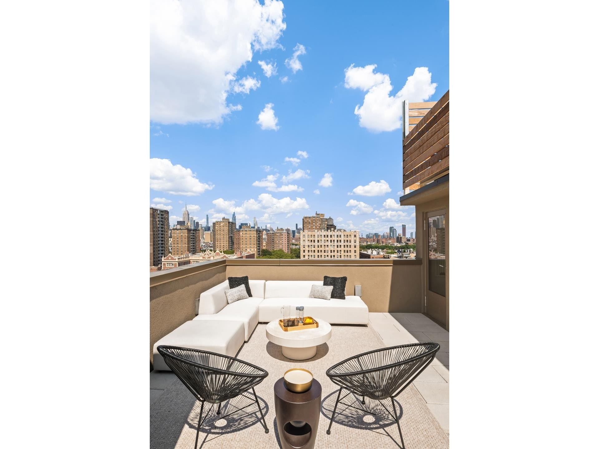 26. Condominiums for Sale at 118 E 1ST ST, PH East Village, New York, New York 10009