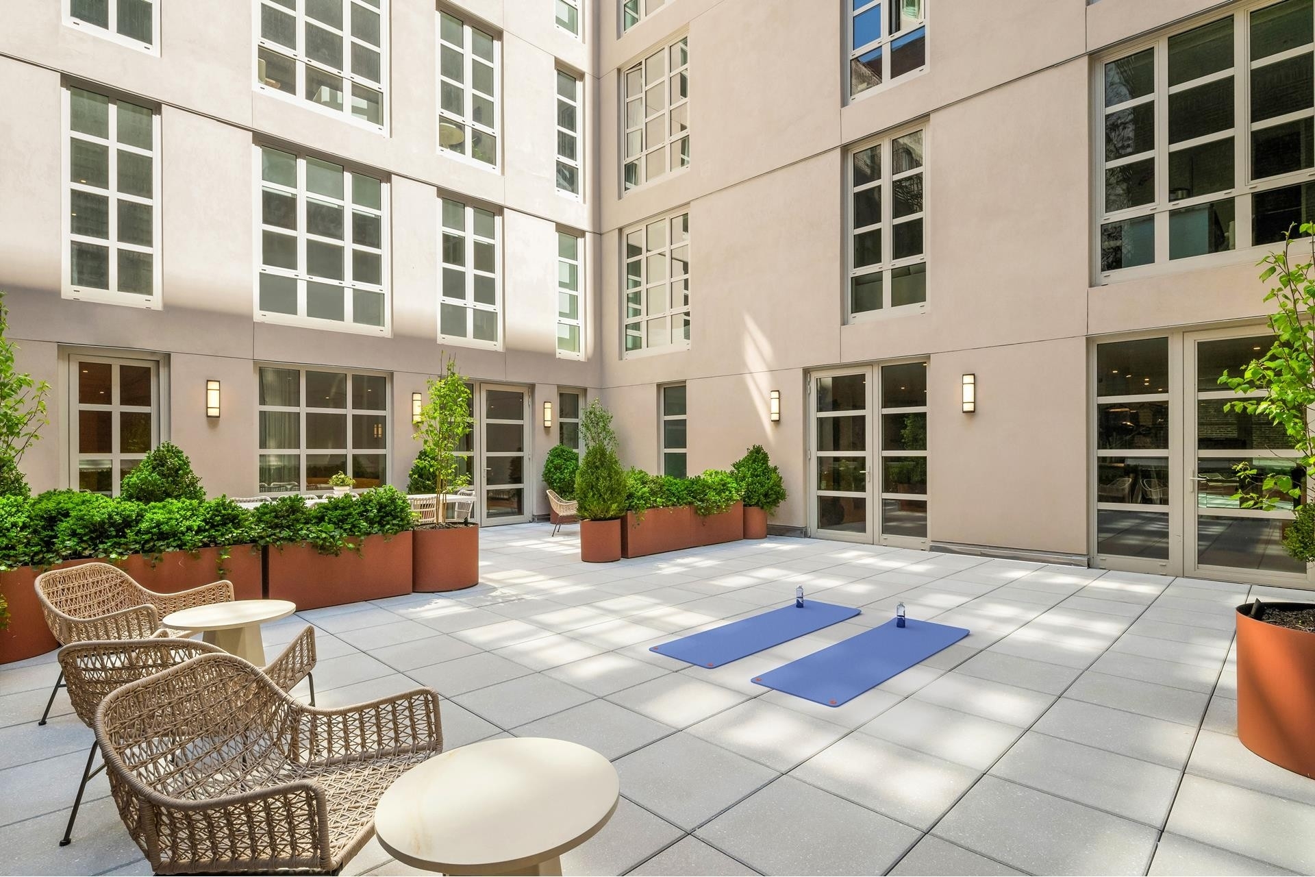 14. Condominiums for Sale at 250 East 21St Street, 250 E 21ST ST, 7A Gramercy Park, New York, New York 10010