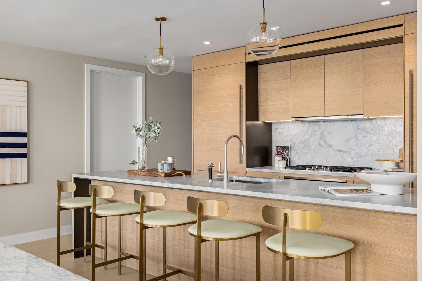 9. Condominiums for Sale at Maverick, 215 W 28TH ST, 16A Chelsea, New York, New York 10001