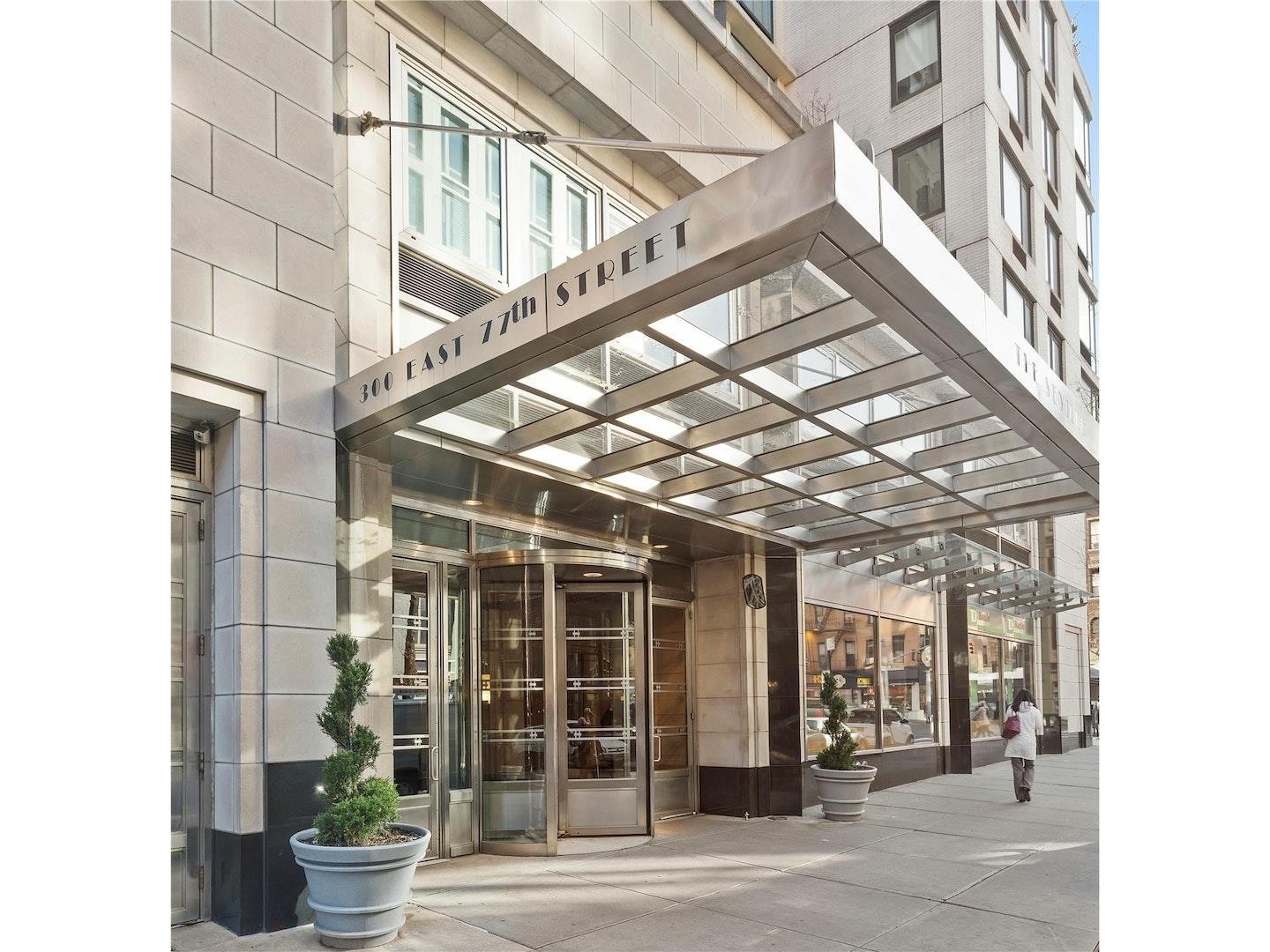 15. Condominiums for Sale at The Seville, 300 E 77TH ST, 18A Lenox Hill, New York, New York 10075