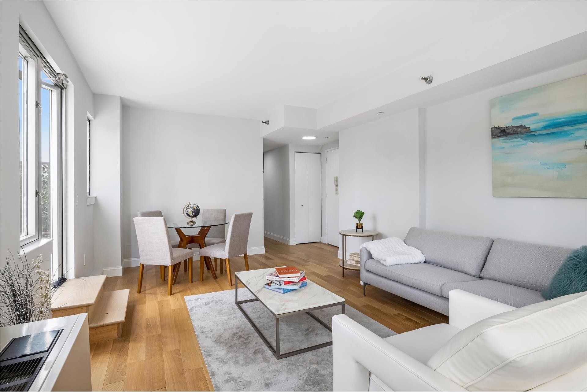 2. Condominiums for Sale at The Vantage, 308 E 38TH ST, 17/18C Murray Hill, New York, New York 10016