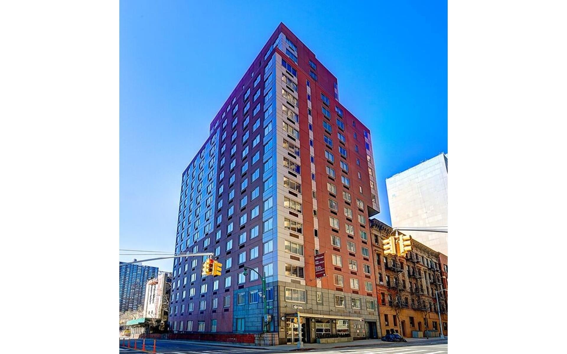24. Condominiums for Sale at The Vantage, 308 E 38TH ST, 17/18C Murray Hill, New York, New York 10016