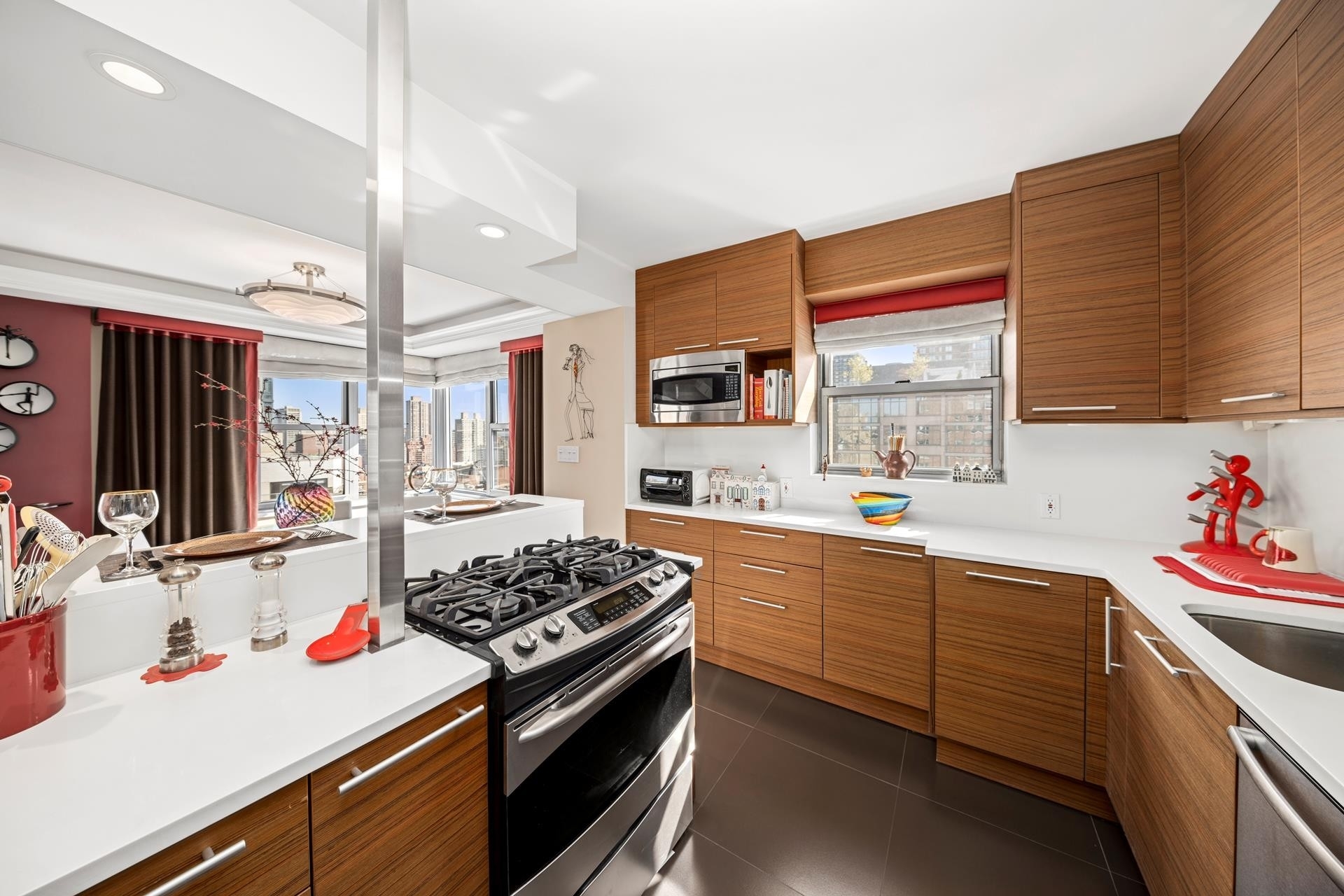 6. Co-op Properties for Sale at 360 E 72ND ST, C2303 Lenox Hill, New York, New York 10021