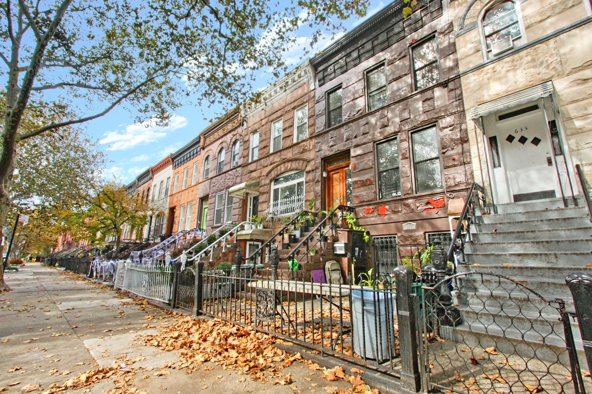 15. Multi Family Townhouse for Sale at 631 DECATUR ST, TOWNHOUSE Bedford Stuyvesant, Brooklyn, New York 11233