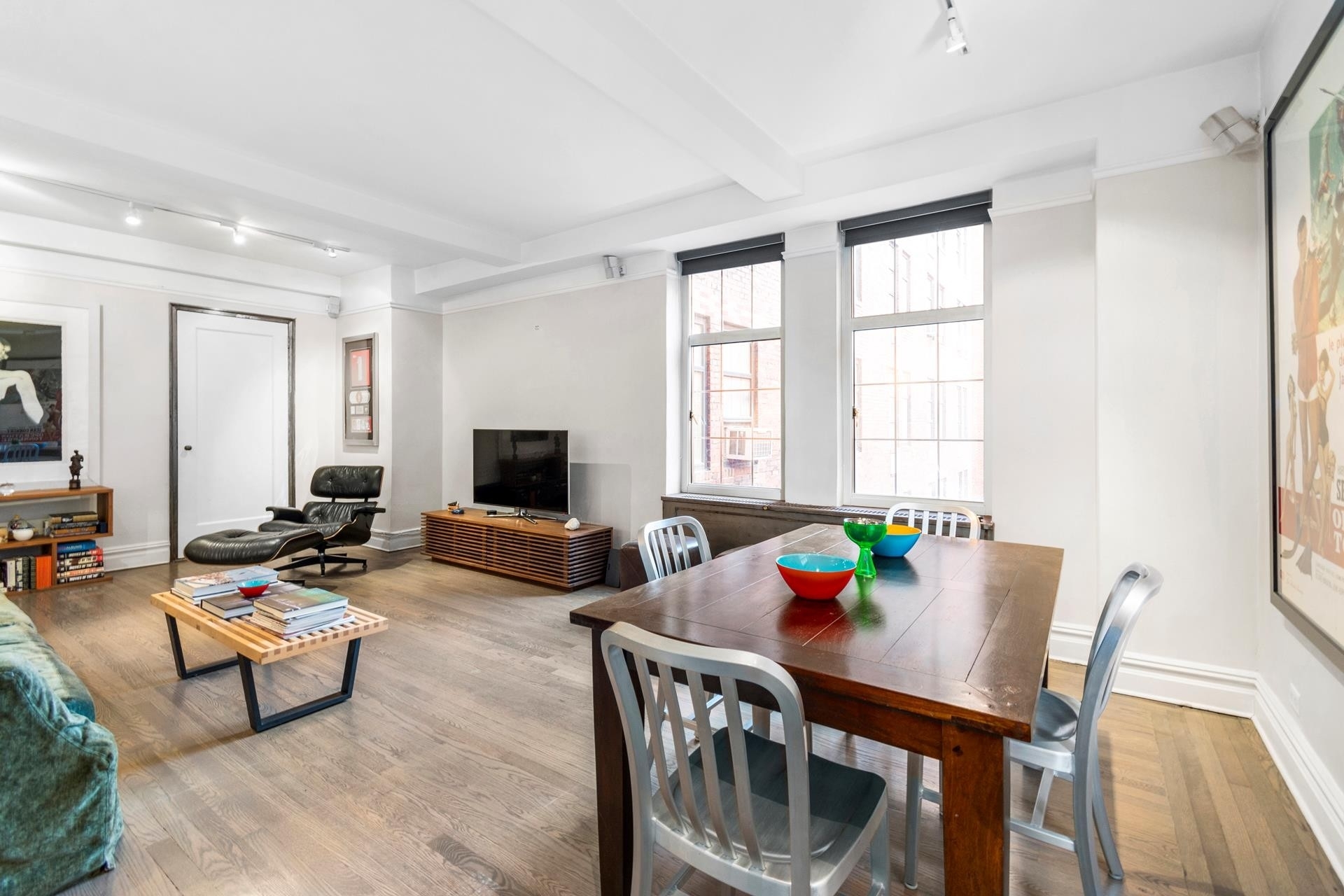 2. Co-op Properties for Sale at London Terrace, 470 W 24TH ST, 9A Chelsea, New York, New York 10011