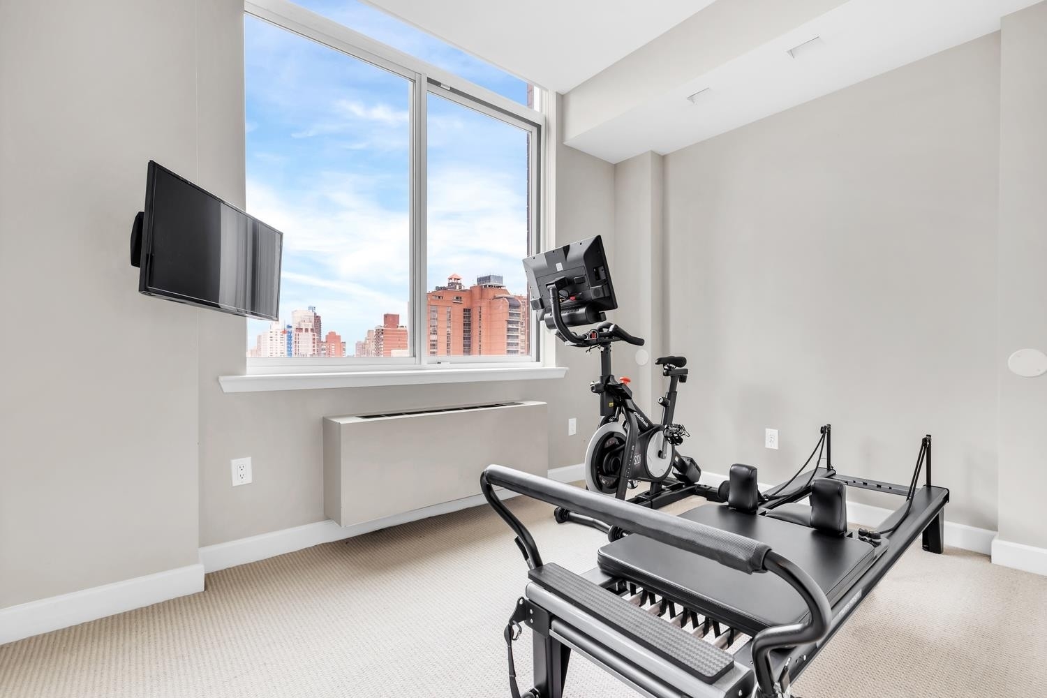 5. Condominiums for Sale at Sutton 57 Condo, 212 E 57TH ST, 23A Midtown East, New York, New York 10022