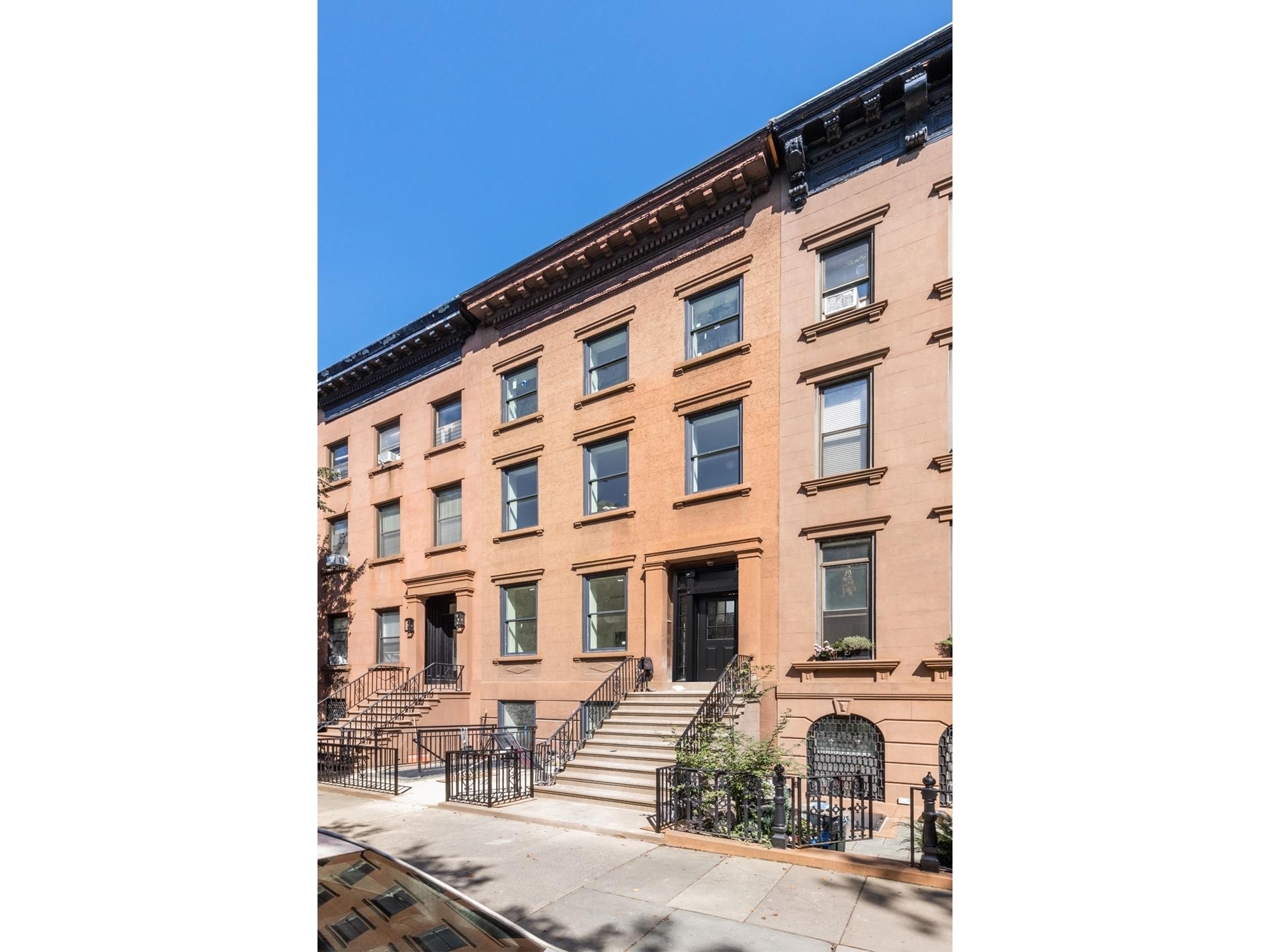17. Condominiums for Sale at 239 PRESIDENT ST, 1 Carroll Gardens, Brooklyn, New York 11231