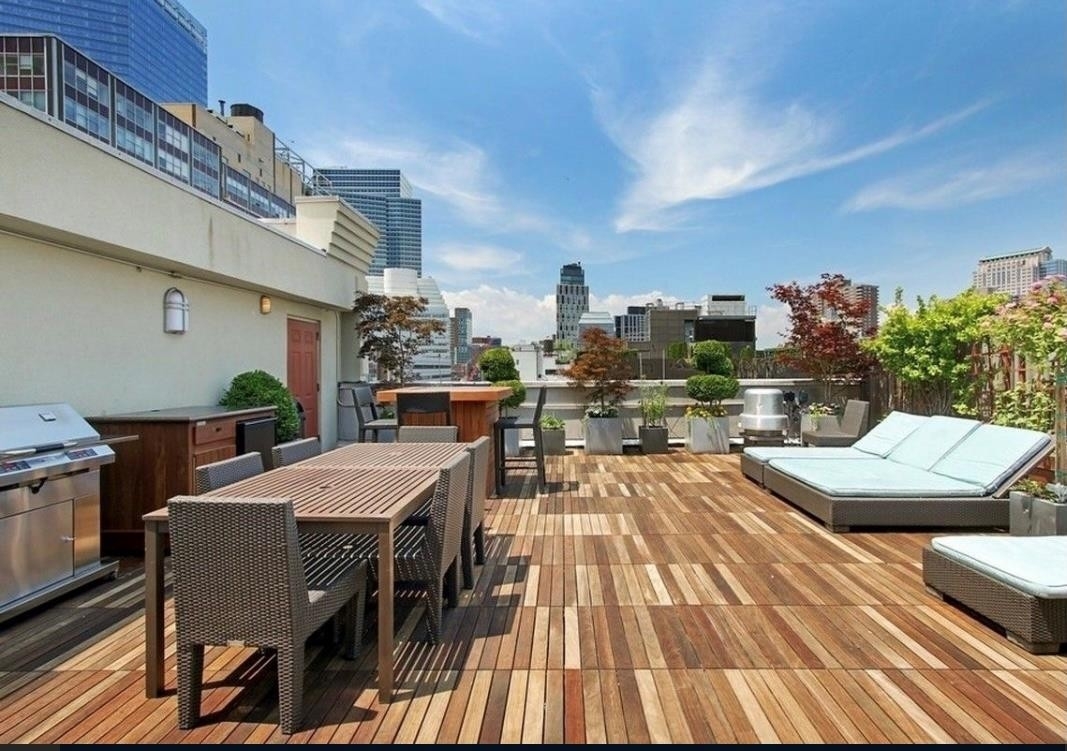 12. Condominiums for Sale at Tribeca Space, 25 MURRAY ST, 6D7C TriBeCa, New York, New York 10007