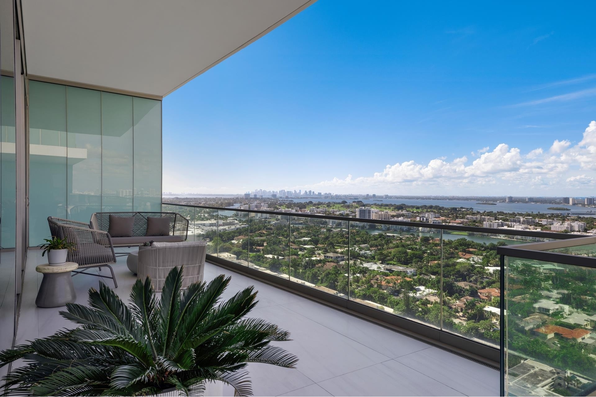 33. Condominiums for Sale at 10201 Collins Ave, 2803 Bal Harbour, Florida 33154
