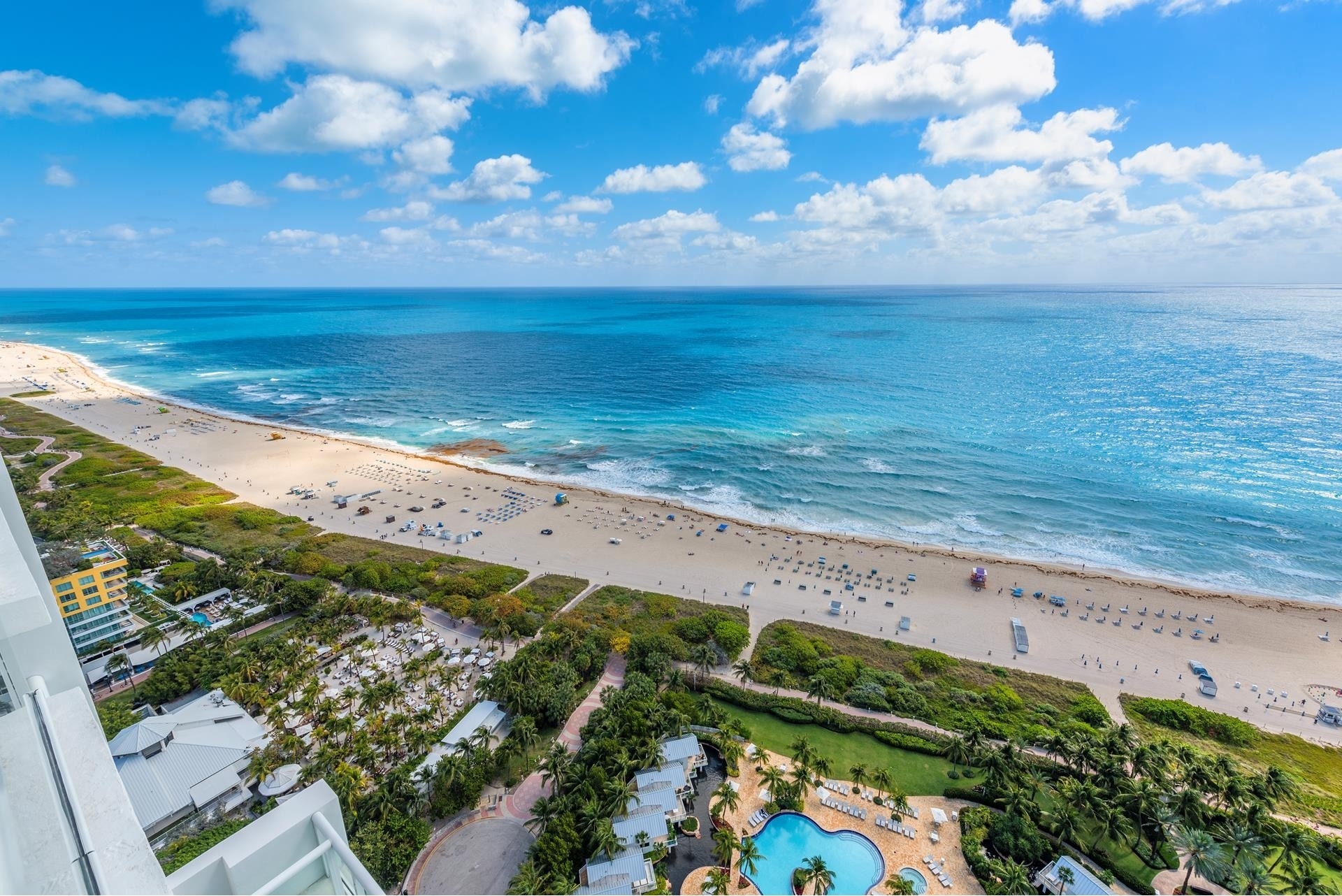 19. Condominiums for Sale at 50 S Pointe Dr, 3401 South Point, Miami Beach, Florida 33139