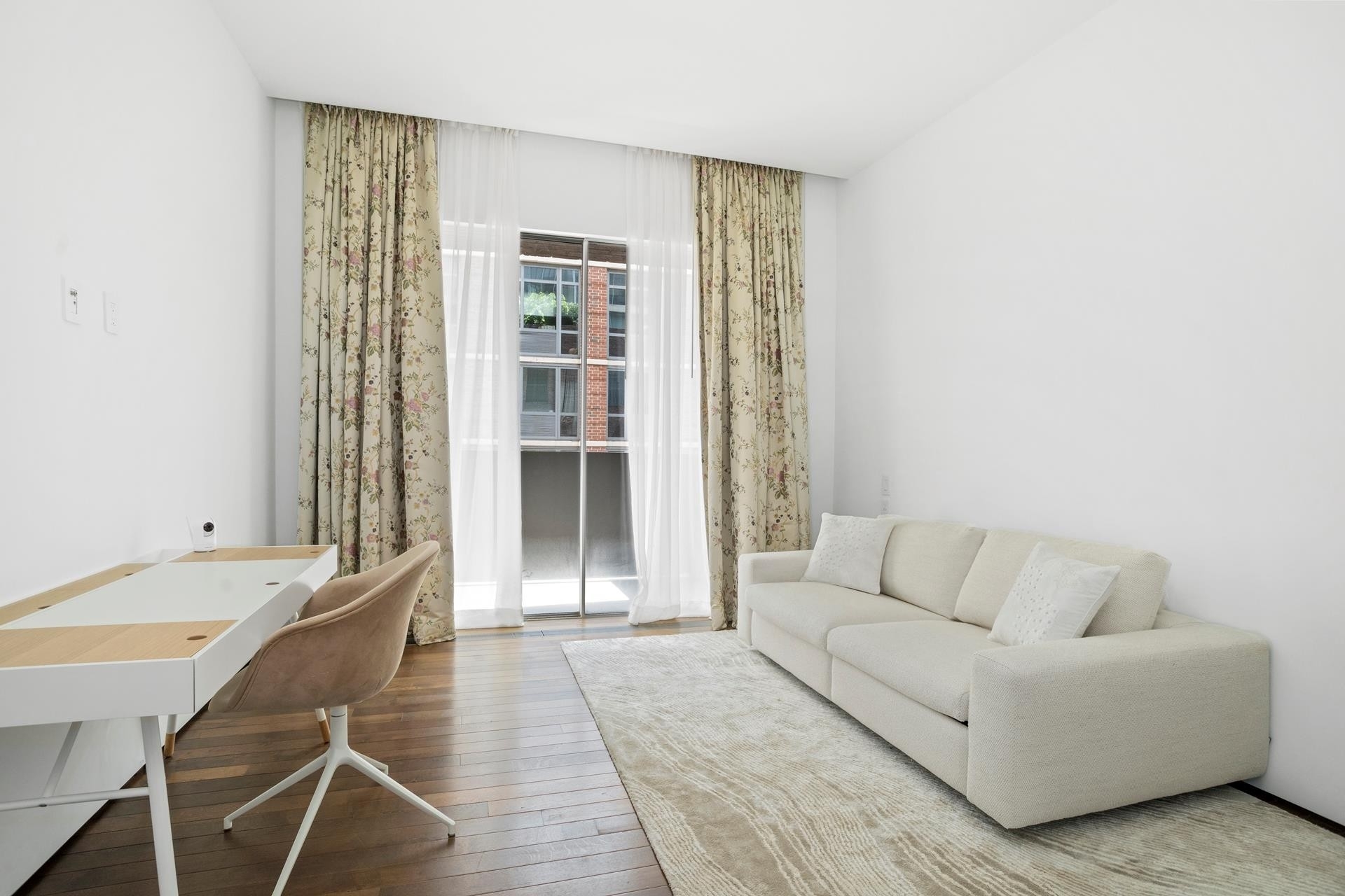 7. Condominiums for Sale at Jardim, 527 W 27TH ST, 6B Chelsea, New York, New York 10001