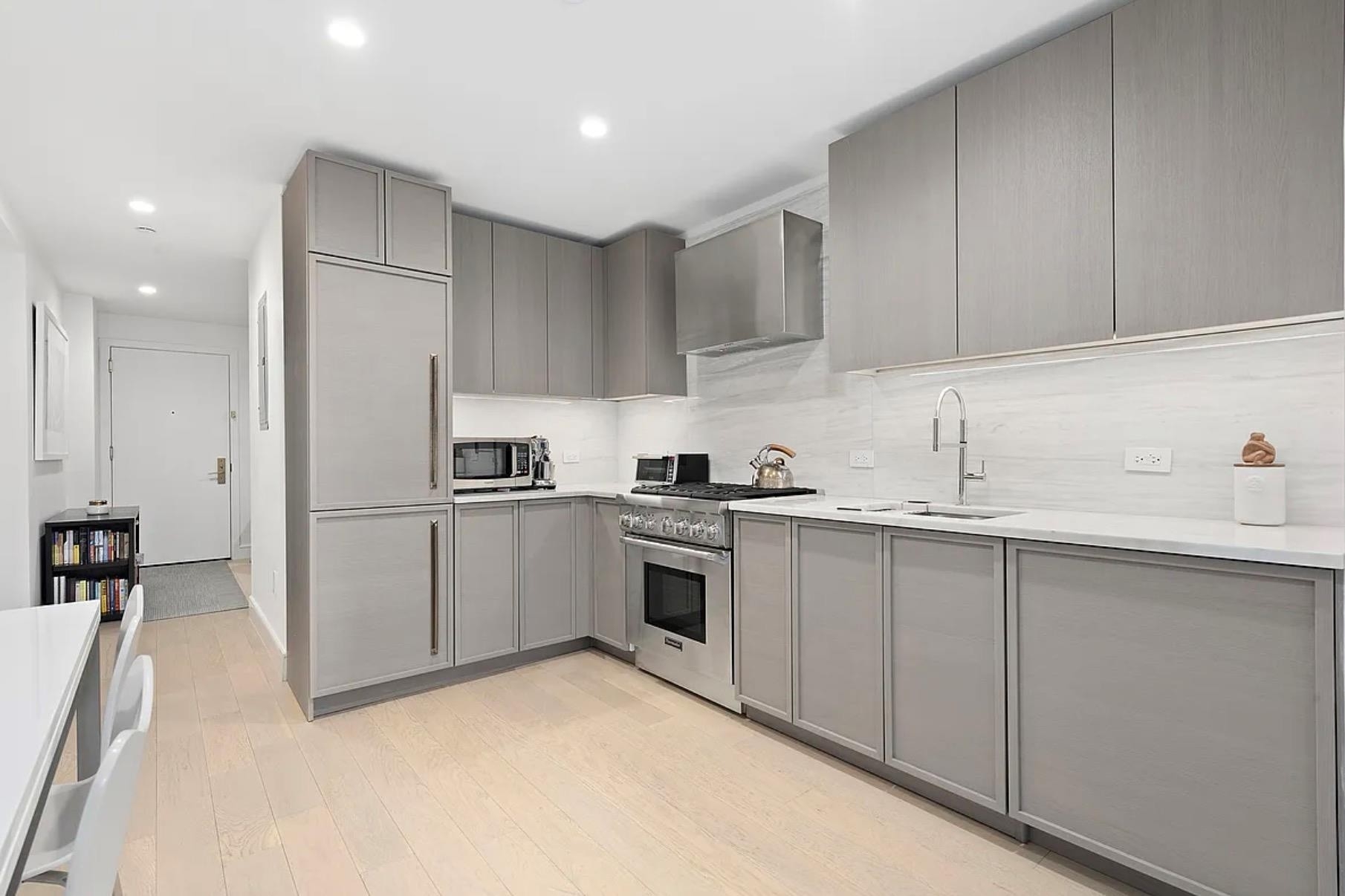 3. Condominiums for Sale at 1399 PARK AVE, 10F East Harlem, New York, New York 10029