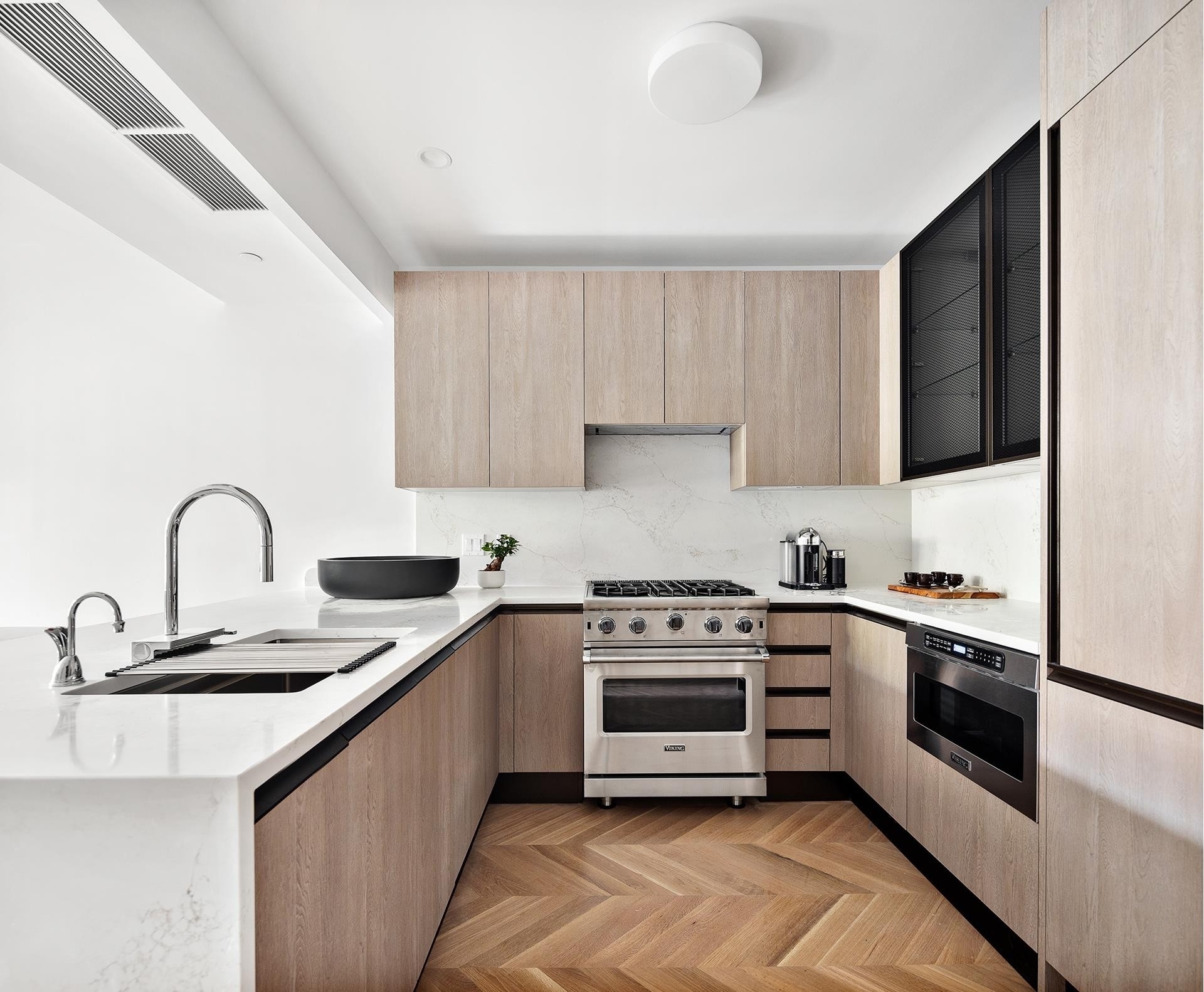 3. Condominiums for Sale at 590 6TH ST, 3R Park Slope, Brooklyn, New York 11215