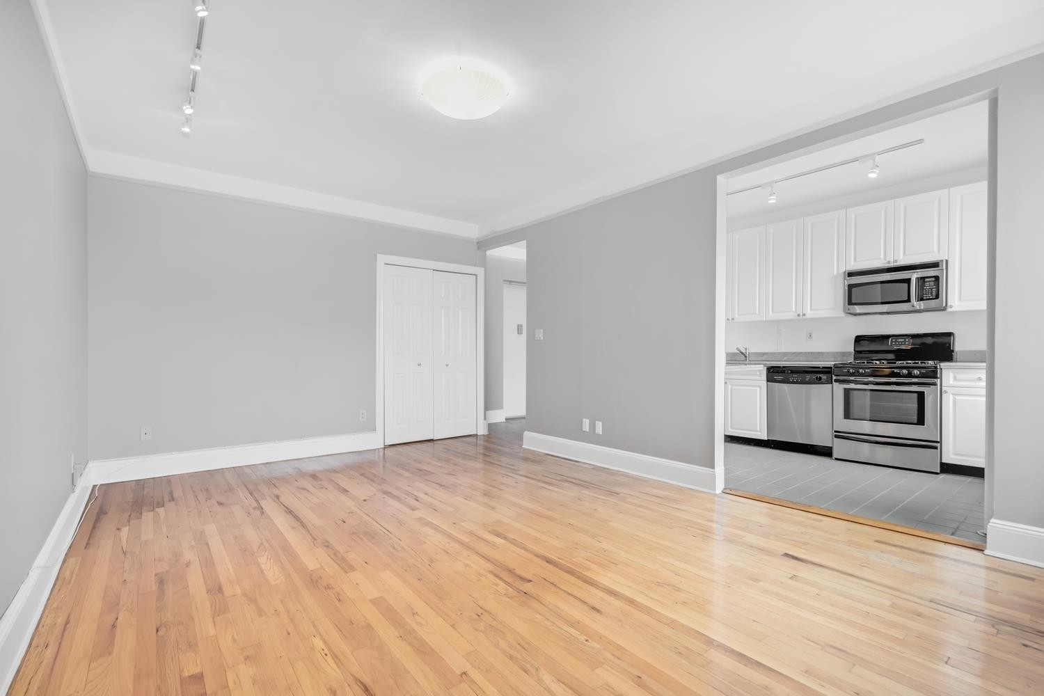 2. Co-op Properties for Sale at 418 SAINT JOHNS PL, 6F Prospect Heights, Brooklyn, New York 11238