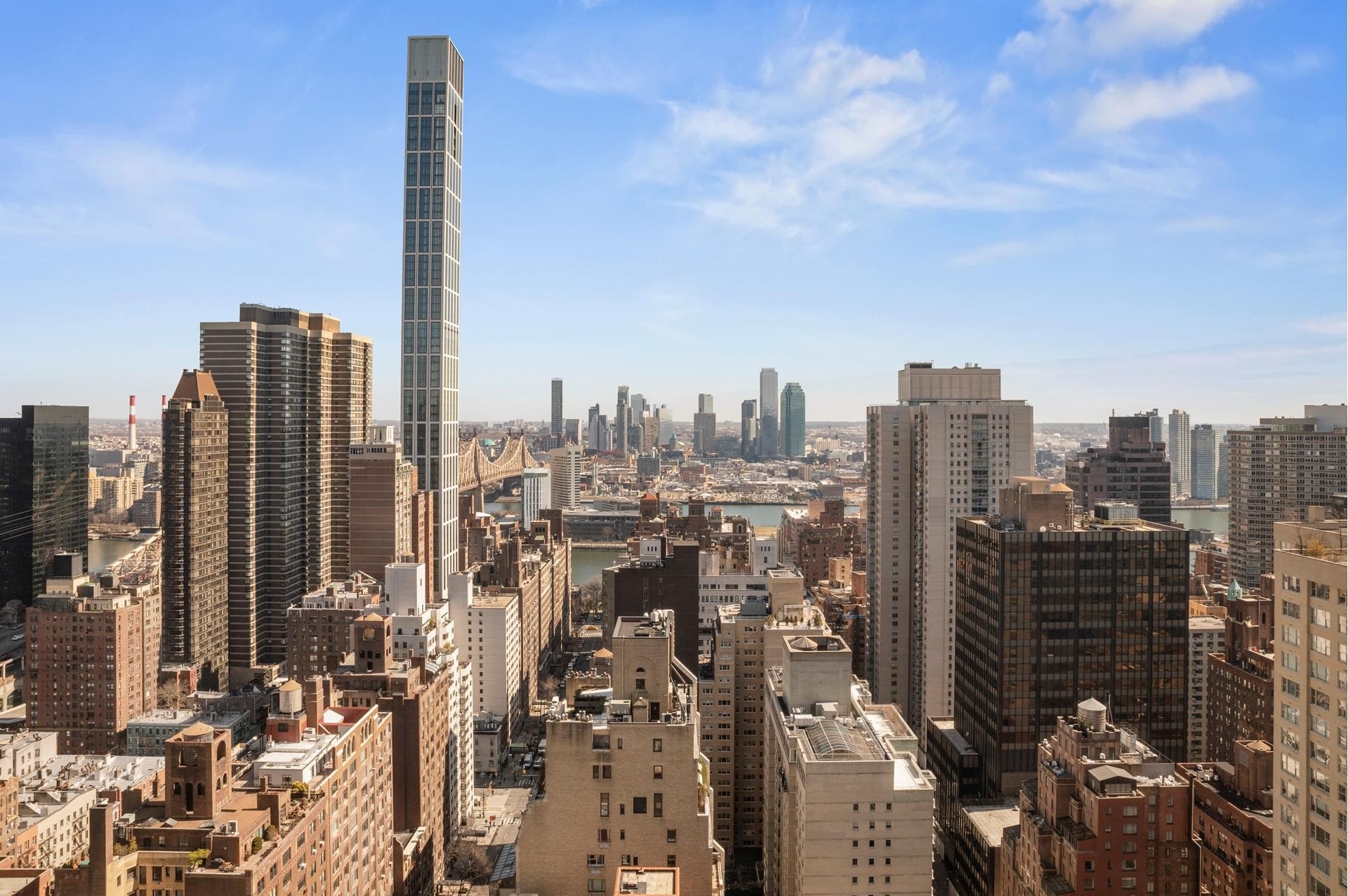 2. Condominiums for Sale at 252 E 57TH ST, 41B Midtown East, New York, New York 10022