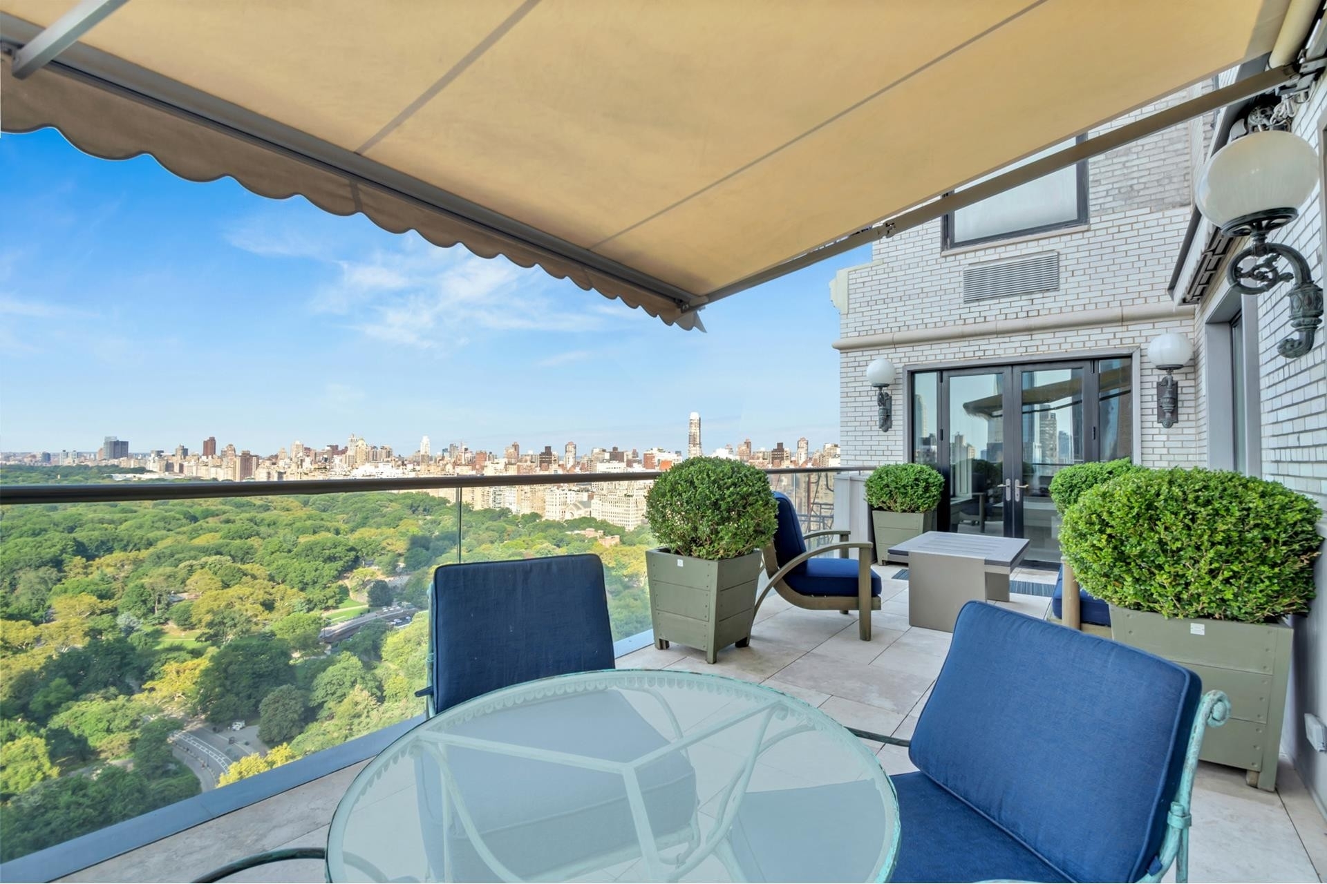 6. Co-op Properties for Sale at Hampshire House, 150 CENTRAL PARK S, 29WEST Central Park South, New York, New York 10019