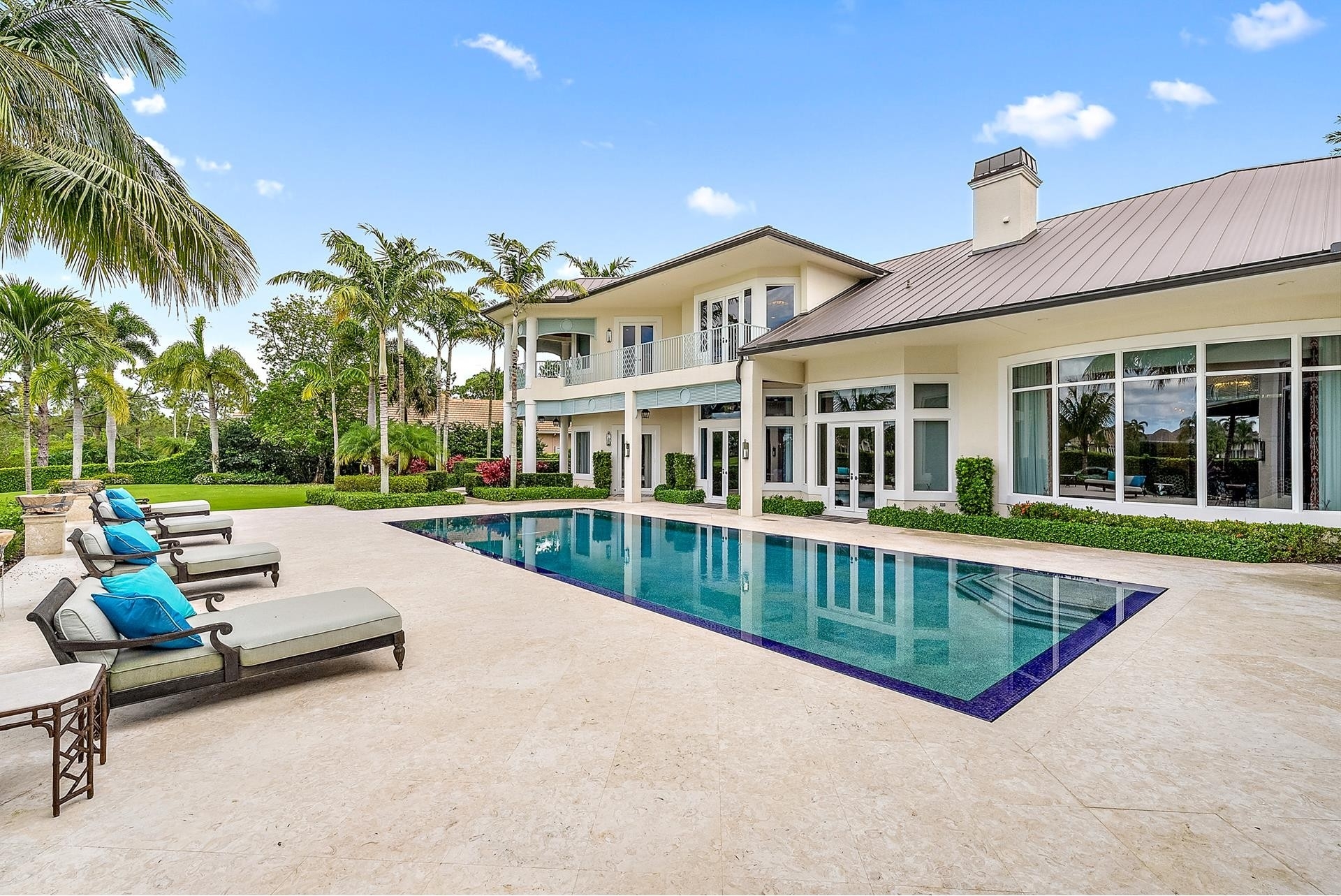 10. Single Family Homes for Sale at Old Marsh Golf Club, Palm Beach Gardens, Florida 33418