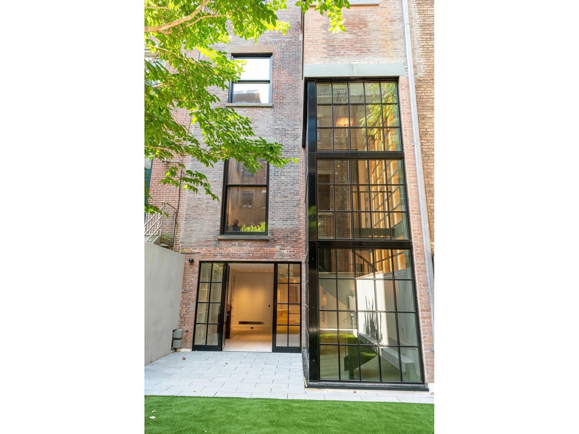 38. Single Family Townhouse for Sale at 43 W 73RD ST, TOWNHOUSE Upper West Side, New York, New York 10023