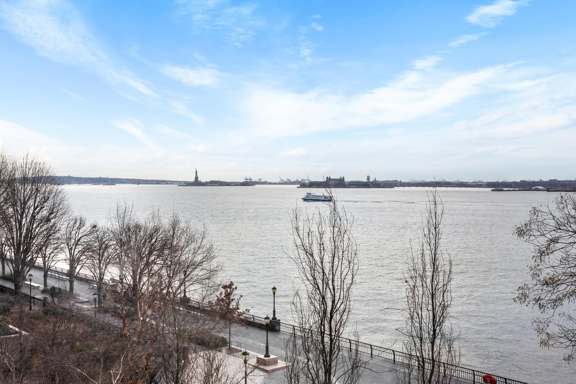 2. Condominiums for Sale at Liberty House, 377 RECTOR PL, 4L Battery Park City, New York, New York 10280