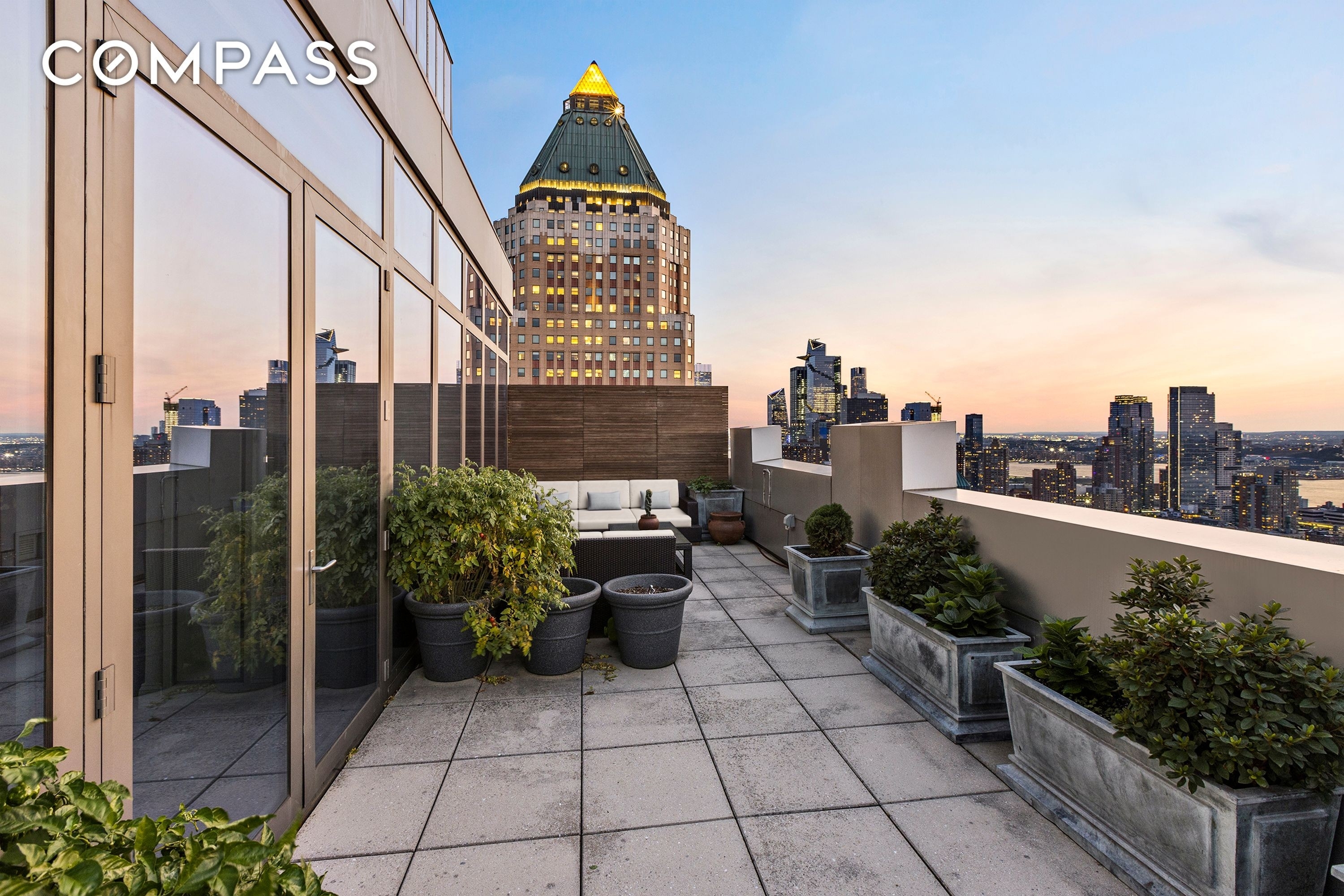 12. Condominiums for Sale at The Link, 310 W 52ND ST, PHC Hell's Kitchen, New York, New York 10019