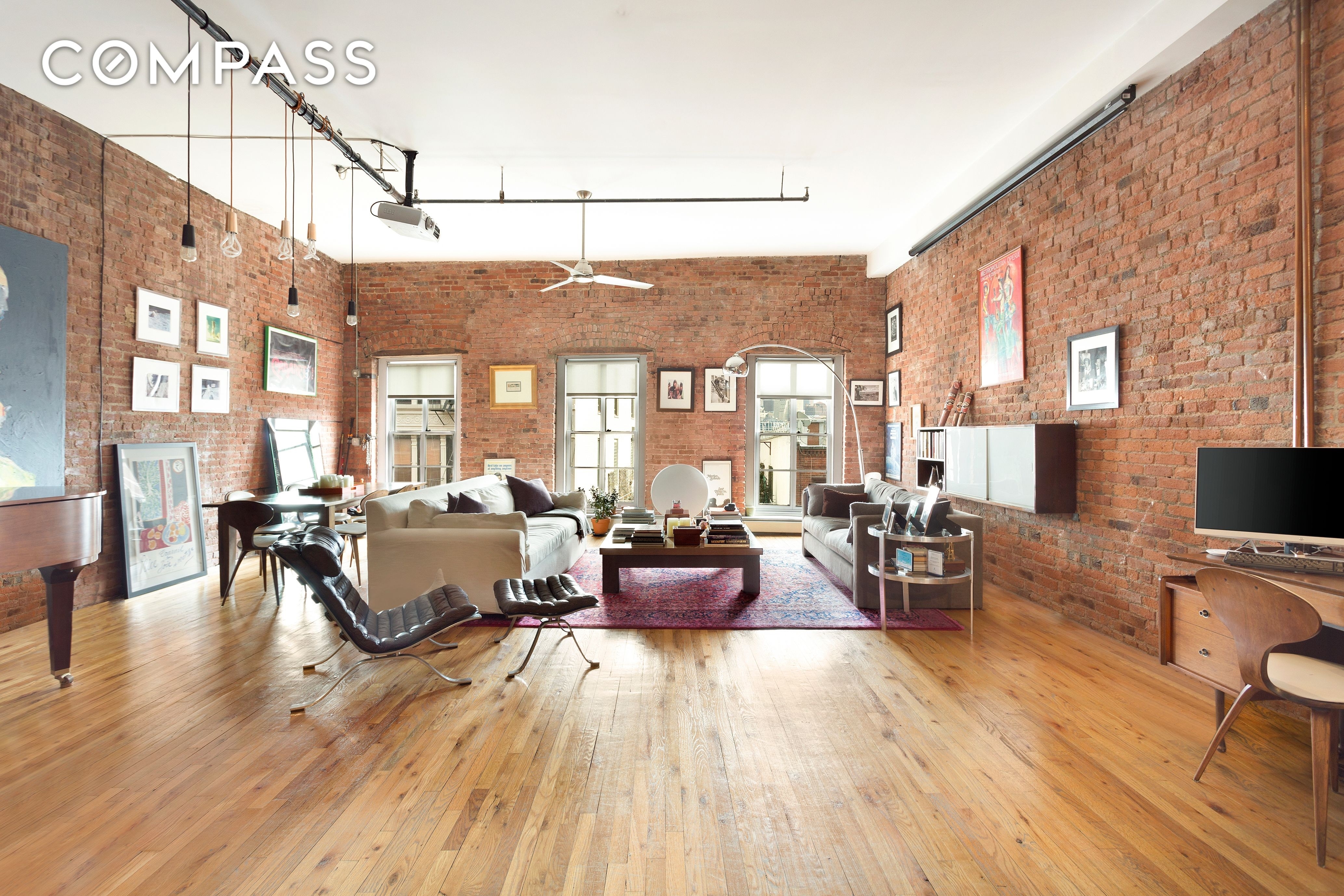 Property at 272 WATER ST, 5F South Street Seaport, New York, New York 10038